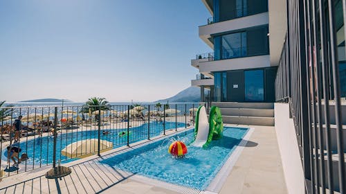 Morenia All Inclusive Resort - All inclusive ljeto s animacijom, Podaca, Hrvatska - 1.890 EUR - 5x noćenje u Junior suite s balkonom (strana more) za 2 osobe (2 djece do 17,99 godina besplatno), All inclusive