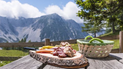 Hotel Tauplitzalm - Savršen odmor na planini udvoje, Bad Mitterndorf, Austrija - 444 EUR - 3x noćenje u Standard dvokrevetnoj sobi za 2 osobe, Polupansion