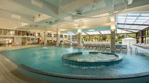 Hotel Terme Jezerčica - All inclusive light vikend odmor , Donja Stubica, Hrvatska - 546 EUR - 2x noćenje u Standard plus sobi za 2 osobe (1 dijete do 13,99 godina i 1 dijete do 2,99 godina besplatno), All inclusive light i uključeno piće