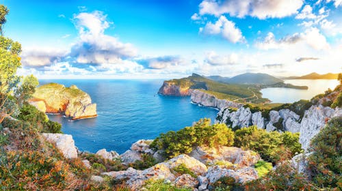 Jesenski obiteljski izlet na Sardiniji, Sardinija, Italija - 1.099 EUR - 5x noćenje hotelu ili apartmanu, 4x povratna avionska karta Trst - Cagliari - Trst