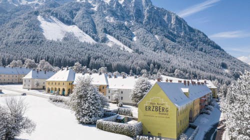 Erzberg Alpin Resort by Alps Resorts - Obiteljski zimski odmor, Eisenerz, Austrija - 329 EUR - 3x noćenje u apartmanu Classic Family Accommodation Balcony »am Erzberg« za 4 osobe, Besplatan ulaz u kupalište Vitalbad Eisener