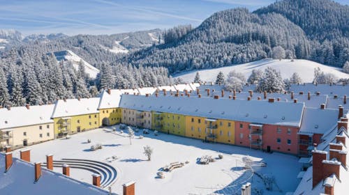 Erzberg Alpin Resort by Alps Resorts - Obiteljski zimski odmor, Eisenerz, Austrija - 429 EUR - 5x noćenje u apartmanu Classic Family Accommodation Balcony »am Erzberg« za 4 osobe, Besplatan ulaz u kupalište Vitalbad Eisener