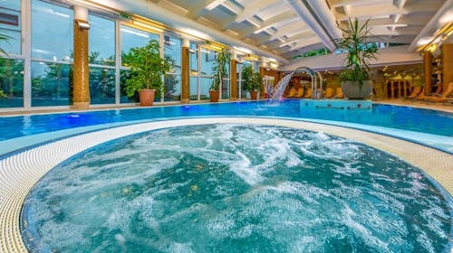 Drava Hotel Thermal Resort - Odmor u gradu Harkány tijekom tjedna, Harkány, Mađarska - 328 EUR - 2x noćenje u Classic dvokrevetnoj sobi za 2 osobe, Polupansion (buffet doručak i buffet večera)