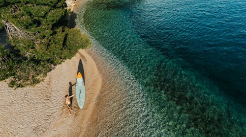 Sagitta Holiday Resort - Last minute obiteljski kraj ljeta u Omišu - Superior bungalov, Omiš, Hrvatska - 332 EUR - 2x noćenje u Superior bungalovu (2+1) za 2 osobe (1 dijete do 13,99 godina i 1 dijete do 7,99 godina besplatno), All inclusive