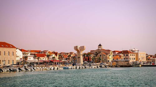 Apartmani Mateo - Odmor u Vodicama, Vodice, Hrvatska - 305 EUR - 5x noćenje u Plavom ili Zelenom apartmanu (2+2 ovisno o raspoloživosti) za 4 osobe, Završno čišćenje