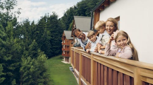 Forest Hotel Videc - Jesenski ili proljetni wellness vikend odmor na Pohorju, Pohorje, Slovenija - 219 EUR - 2x noćenje u dvokrevetnoj Standard sobi s pomoćnim ležajem i prostranim balkonom za 2 osobe (1 dijete do 6 godina besplatno), Polupansion