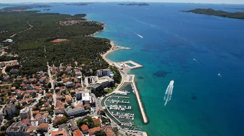 Villa Angie - Odmor za parove u Biogradu na Moru, Biograd na Moru, Hrvatska - 177 EUR - 5x noćenje u moderno opremljenom apartmanu za 2 osobe, Posteljina i ručnici