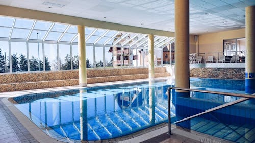 Wellness & Spa Apartmaji Bolfenk - Jesenski ili proljetni wellness odmor tijekom tjedna na Pohorju za 4 osobe, Pohorje, Slovenija - 279 EUR - 2x noćenje u Deluxe apartmanu za 4 osobe, Neograničeno korištenje WellNest unutarnjega bazena od 12 do 20 sati