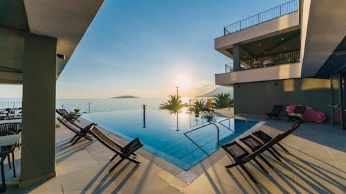 Park Villas by Morenia - All inclusive odmor u Deluxe kamping vili s privatnim bazenom, Podaca, Hrvatska - 420 EUR - 2x noćenje u kamping vili s privatnim grijanim bazenom za 2 osobe, All inclusive