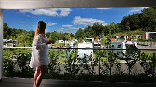 Camping Plitvice - Jesen u vrhunskom kampu uz uključen doručak za parove, Smoljanac, Hrvatska - 309 EUR - 2x noćenje u Premium mobilnoj kućici za 2 osobe, Doručak