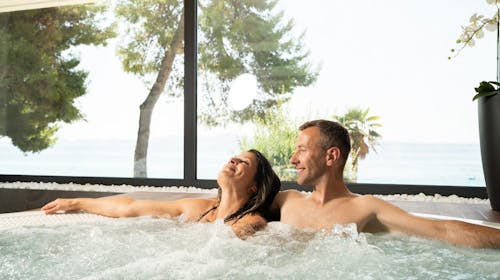Hotel Pinija - Jesenska wellness čarolija udvoje uz puni pansion - Posebna akcija, Petrčane, Hrvatska - 249 EUR - 2x noćenje u dvokrevetnoj Classic sobi za 2 osobe, Puni pansion