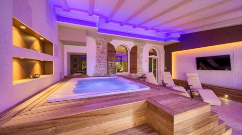 Hotel Kanajt - Wellness opuštanje na Krku, Punat, Hrvatska - 202,50 EUR - 1x noćenje u dvokrevetnoj Standard sobi s pogledom na park za 2 osobe, Bogati buffet doručak