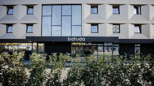 Hotel Batuda - Jesenski obiteljski odmor u Splitu, Split, Hrvatska - 112 EUR - 1x noćenje u dvokrevetnoj sobi za 2 osobe (1 dijete do 6 godina besplatno), Doručak