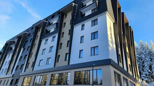 Aparthotel Zlatni Javor Jahorina - Zimski odmor na Jahorini s uključenim polupansionom, Jahorina, Bosna i Hercegovina - 400 EUR - 2x noćenje u studio apartmanu s odvojenom spavaćom sobom za 2 osobe (2 djece do 5,99 godina besplatno), Polupansion