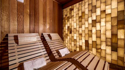 NaturMed Hotel Carbona - Wellness odmor, Hévíz, Mađarska - 386 EUR - 2x noćenje u Standard dvokrevetnoj plus sobi za 2 osobe, Polupansion