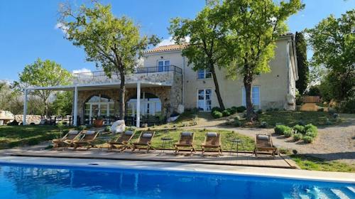 Boutique Resort Osma / Adults only - Romantični vikend odmor na Krku, Dobrinj, Hrvatska - 587 EUR - 2x noćenje u dvokrevetnoj sobi za 2 osobe, Polupansion