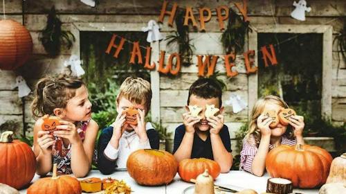 Amadria Park Kids Hotel Andrija - Halloween party i Aquapark doživljaj, Šibenik, Hrvatska - 685 EUR - 2x noćenje u obiteljskoj sobi pogled dvorište/park s balkonom za 2 osobe (2 djece do 11,99 godina besplatno), Polupansion
