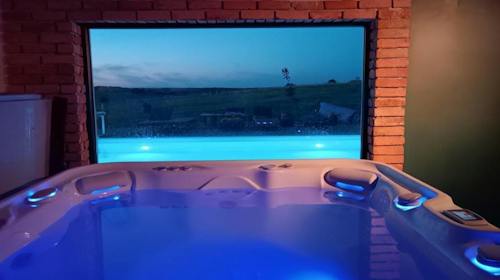 Nagypince Borhotel Wine & Spa - Romantičan odmor, Böhönye, Mađarska - 150 EUR - 2x noćenje u dvokrevetnoj Standard sobi za 2 osobe, Polupansion