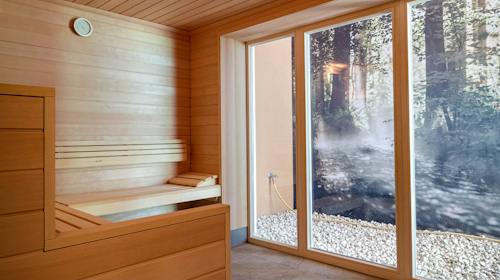 Hotel Educare - Zimski wellness odmor uz obalu jezera Ossiach, Treffen, Austrija - 769 EUR - 5x noćenje u dvokrevetnoj Standard sobi za 2 osobe, Doručak
