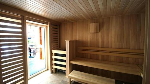 Hotel Educare - Zimski wellness odmor uz obalu jezera Ossiach, Treffen, Austrija - 709 EUR - 5x noćenje u dvokrevetnoj Standard sobi za 2 osobe, Doručak