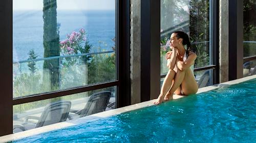GH Bernardin - Wellness Paradise Spa - Opuštanje u saunama i bazenu u trajanju od 3 sata tijekom vikenda, Portorož, Slovenija - 24 EUR - Korištenje sauna (mediteranska turska i rasoul, finska, infracrvena i organska biljna) i infinity bazena s panoramskim pogledom u trajanju od 3 sata za 1 osobu, Korištenje ručnika i plahte