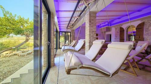 Hotel Kanajt - Wellness opuštanje na Krku - Superior soba, Punat, Hrvatska - 135 EUR - 1x noćenje u dvokrevetnoj Superior sobi s pogledom na more za 2 osobe, Bogati buffet doručak
