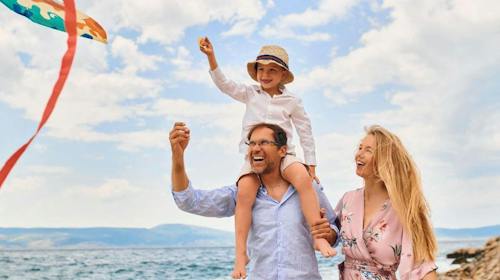 Mövenpick Hotel & Residences Kvarner Bay - Obiteljski paket zabave u novom hotelu, Novi Vinodolski, Hrvatska - 320 EUR - 2x noćenje u dvokrevetnoj Deluxe 2+1 sobi za 2 osobe (1 dijete do 11,99 godina besplatno), Polupansion