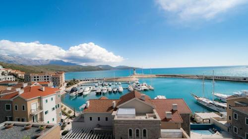 Luštica bay Vacation homes - Uživajte u čarima mirnije sezone, Tivat, Crna Gora - 199 EUR - 2x noćenje u apartmanu Studio Marina pogled na more za 2 osobe, Pristup plaži Chedi