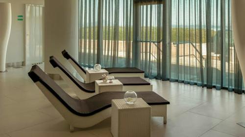 Vitality Hotel Punta - Wellness odmor na Lošinju za parove, Veli Lošinj, Hrvatska - 257 EUR - 2x noćenje u dvokrevetnoj Standard sobi park strana za 2 osobe, Polupansion