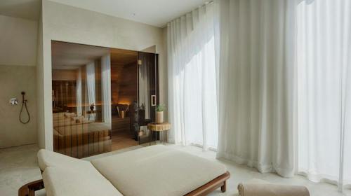 The POINT hotel - Butično opuštanje za 3 osobe u Prlekiji, Gorišnica, Slovenija - 322 EUR - 2x noćenje u trokrevetnoj Comfort Point sobi za 3 osobe, Doručak