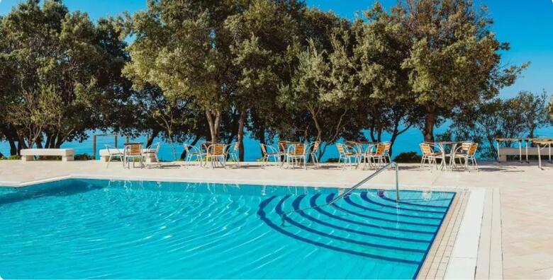 POSEBNA PONUDA! Ljeto u Hotelu La Luna 4*, Pag - 2 i 3 noćenja s ALL INCLUSIVE uslugom za 2 osobe + GRATIS paket za do 2 djece
